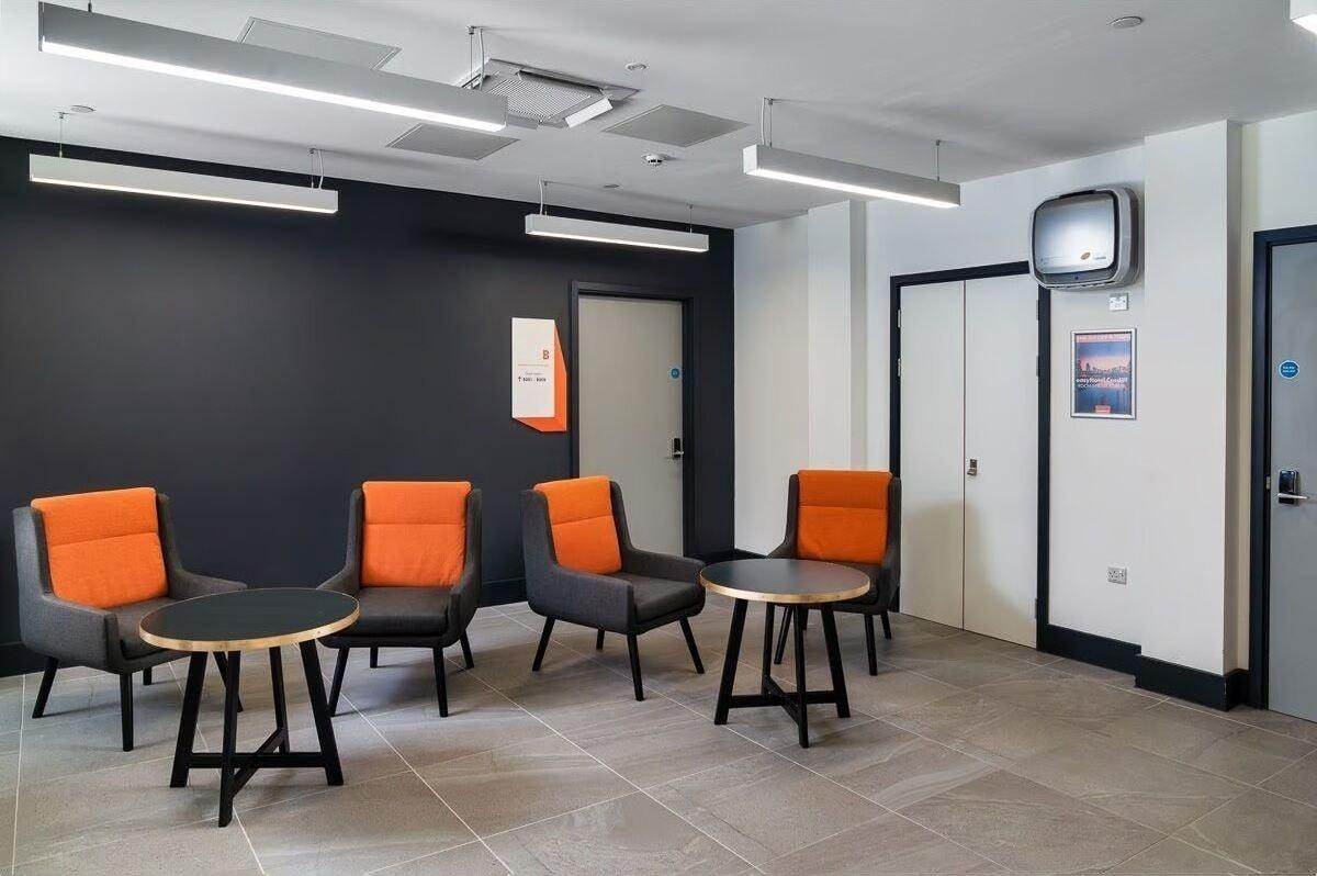 Vista Lobby easyHotel Cardiff