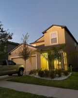 Alquiler Vacacional - Lovely & Cozy 2-bedroom apartment with AC and WiFi close to the beach!