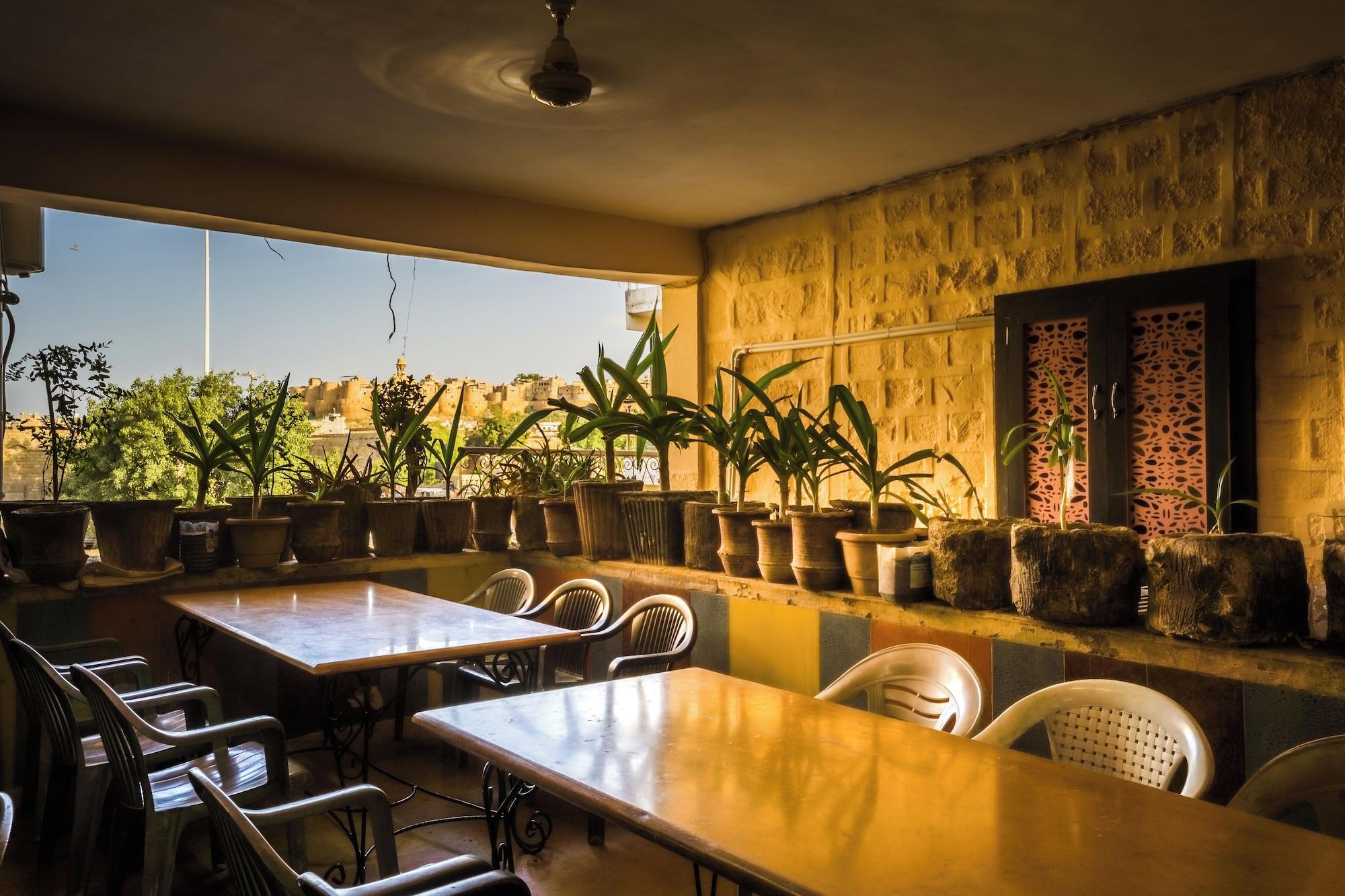 Restaurant Hotel Prince - Jaisalmer Rajasthan.
