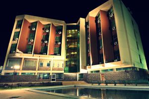 Alojamiento - Hibis Hotel Devi Grand - Katra
