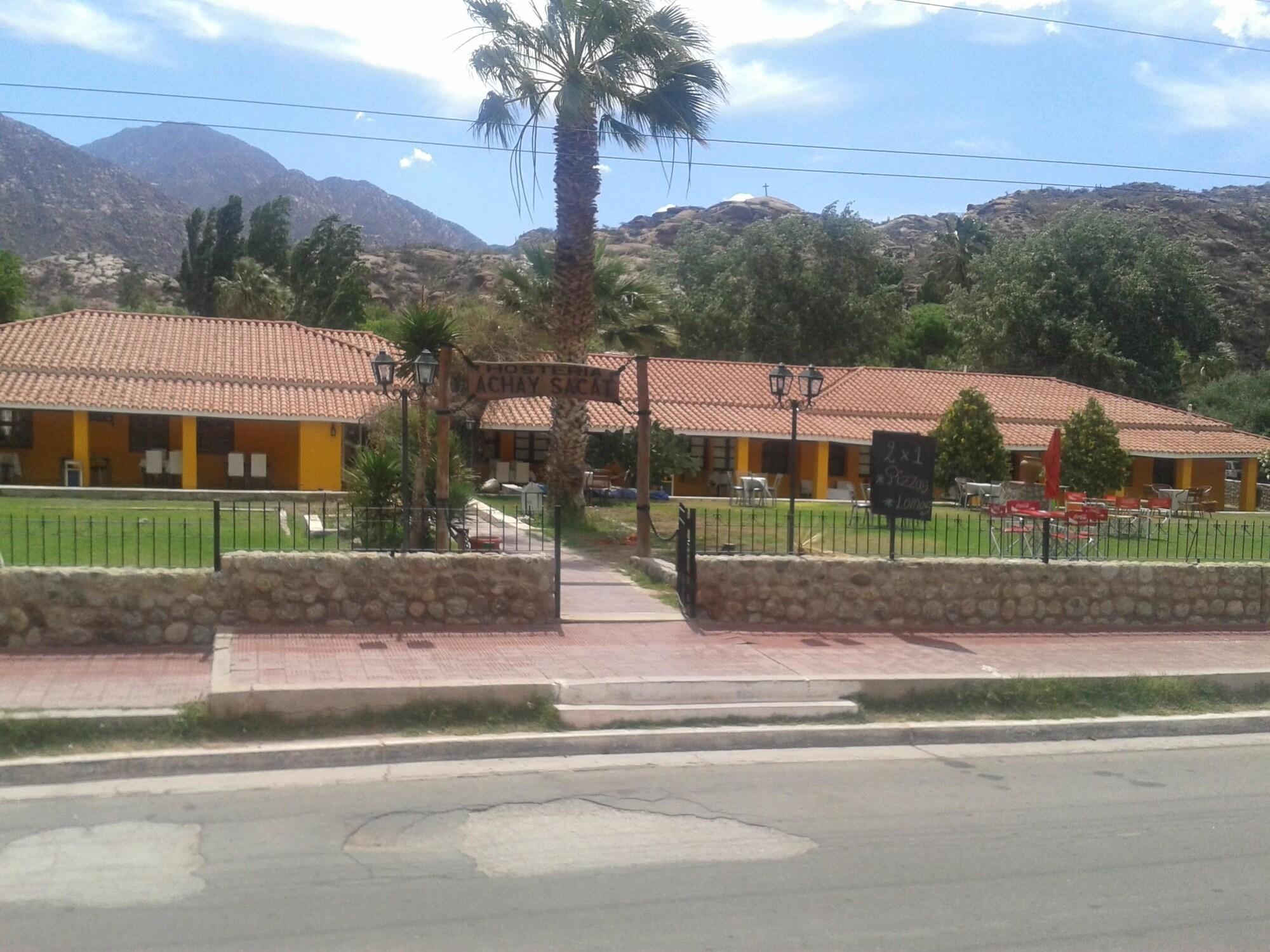 Vista Exterior Sanagasta Hosteria