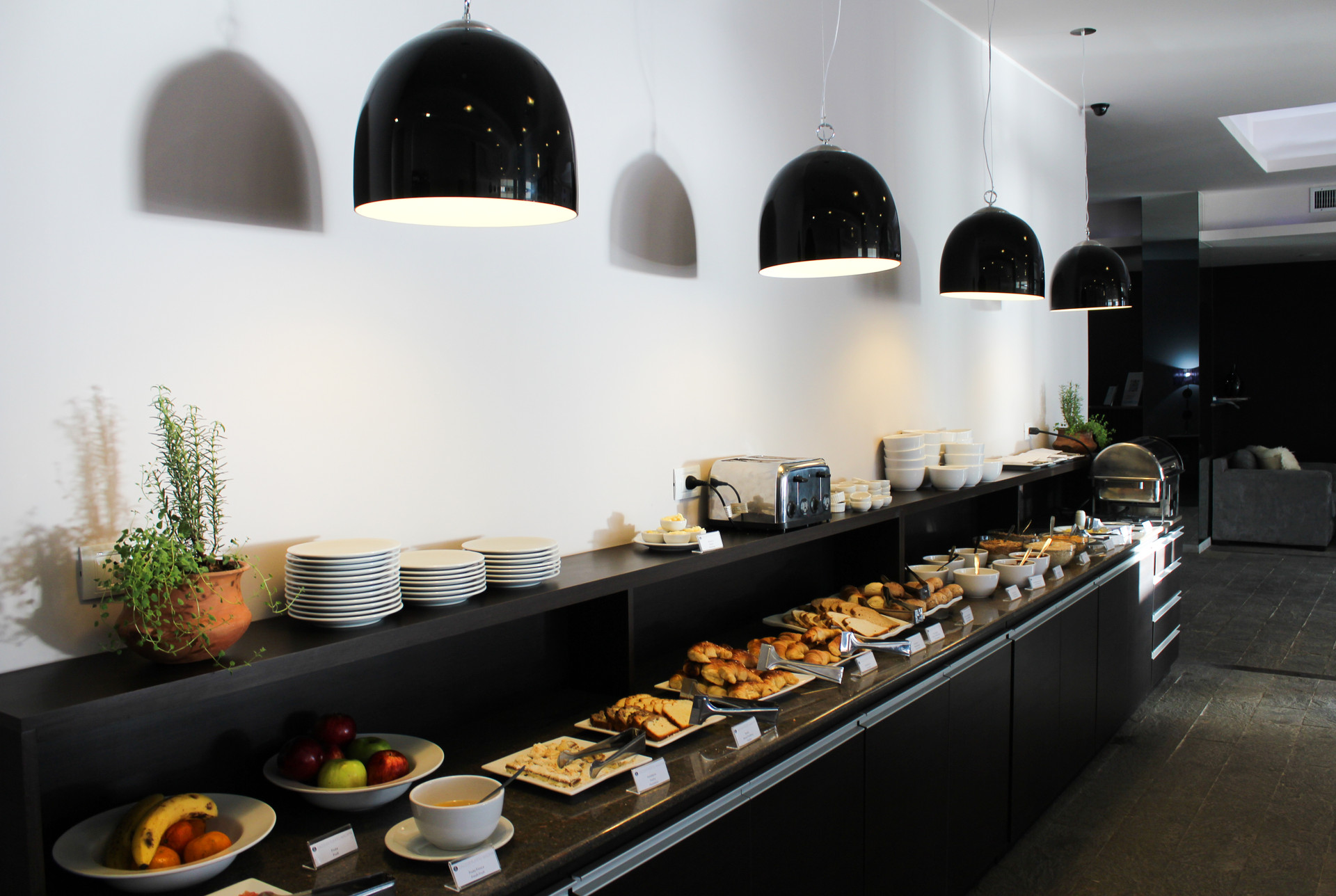 Restaurant Dazzler by Wyndham Puerto Madryn