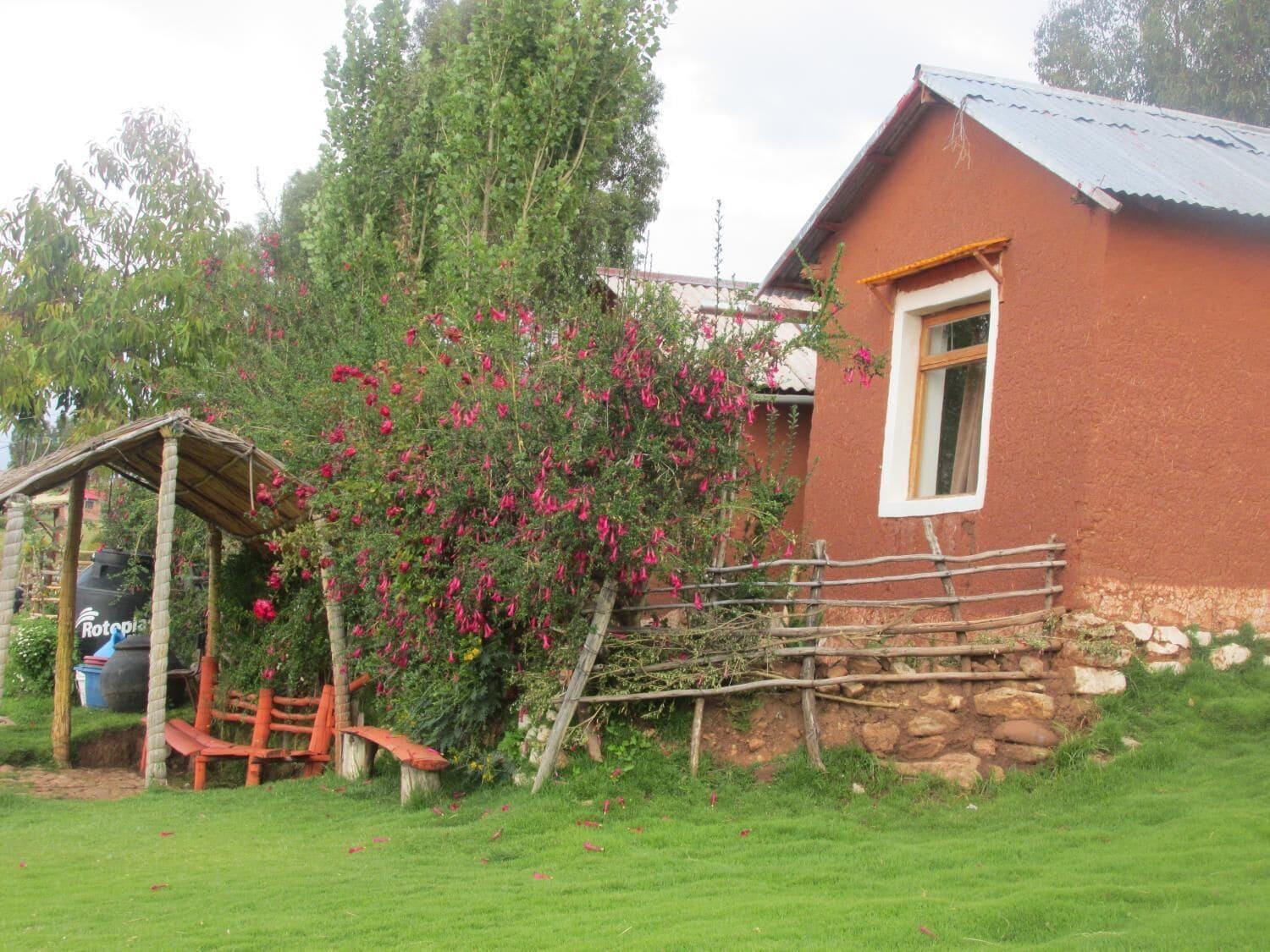 Vista Exterior Suma Luquina