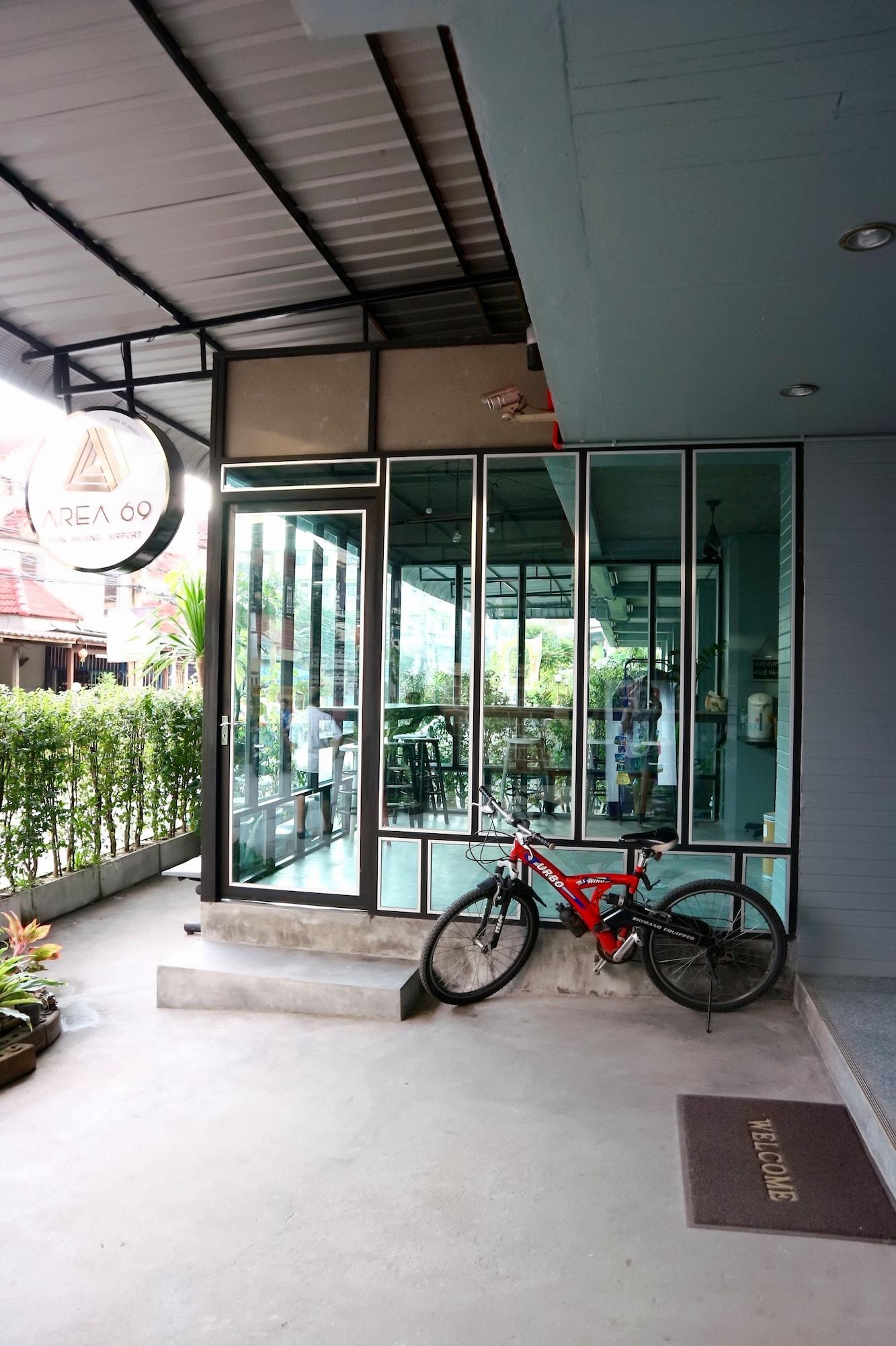 Varios Area 69 Don Muang Maison