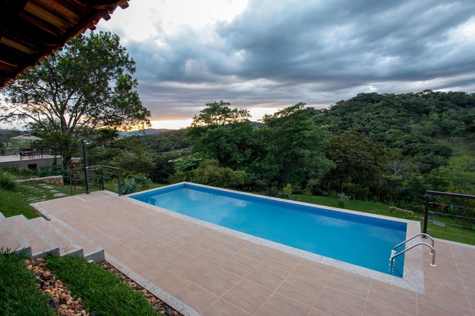 Vista Piscina Pousada Villa Severina