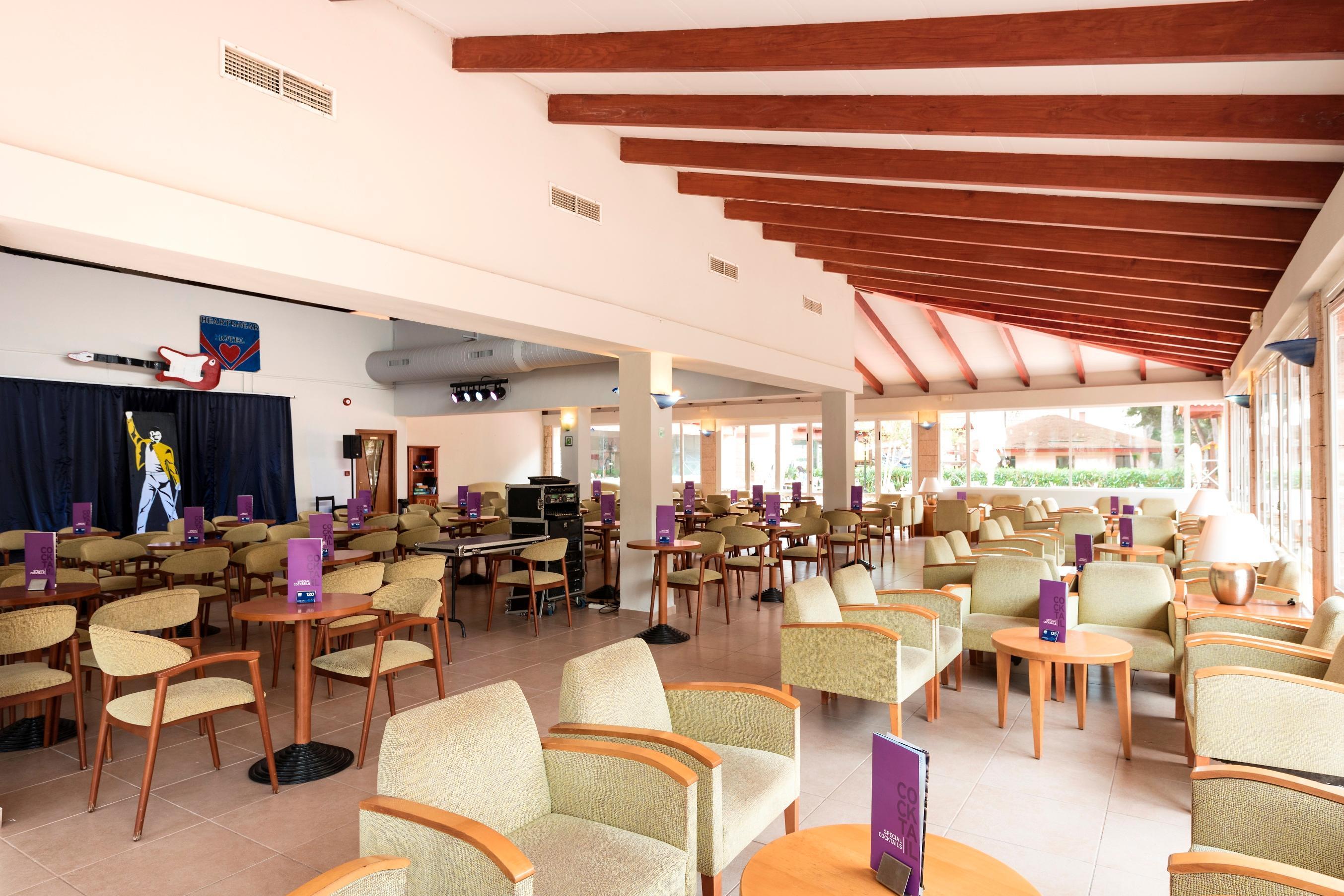 Bar/Salón Green Garden