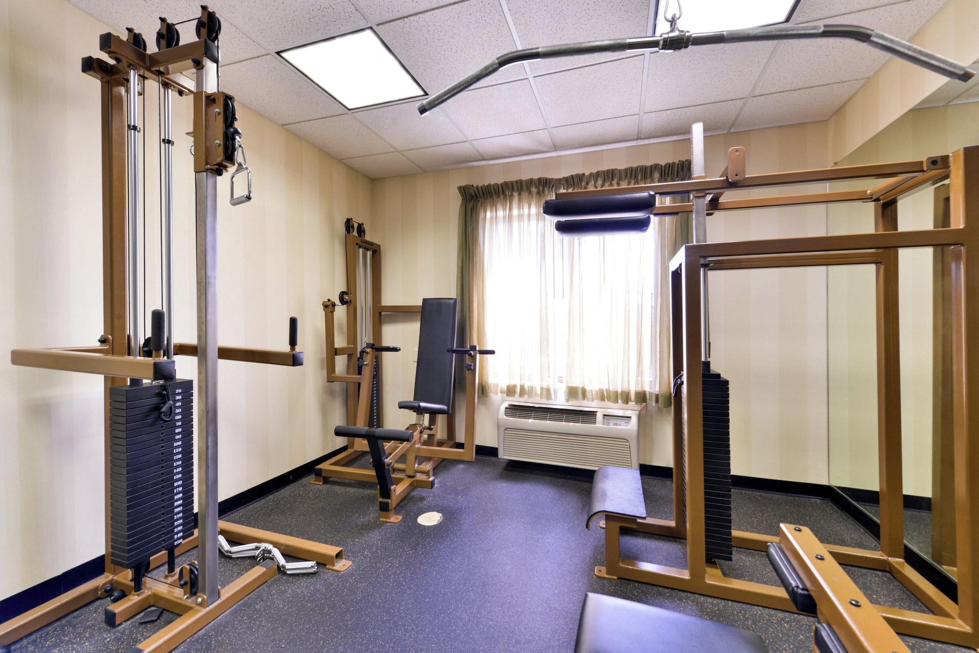 Gimnasio Holiday Inn Express Hotel and Suites Las Cruces by IHG