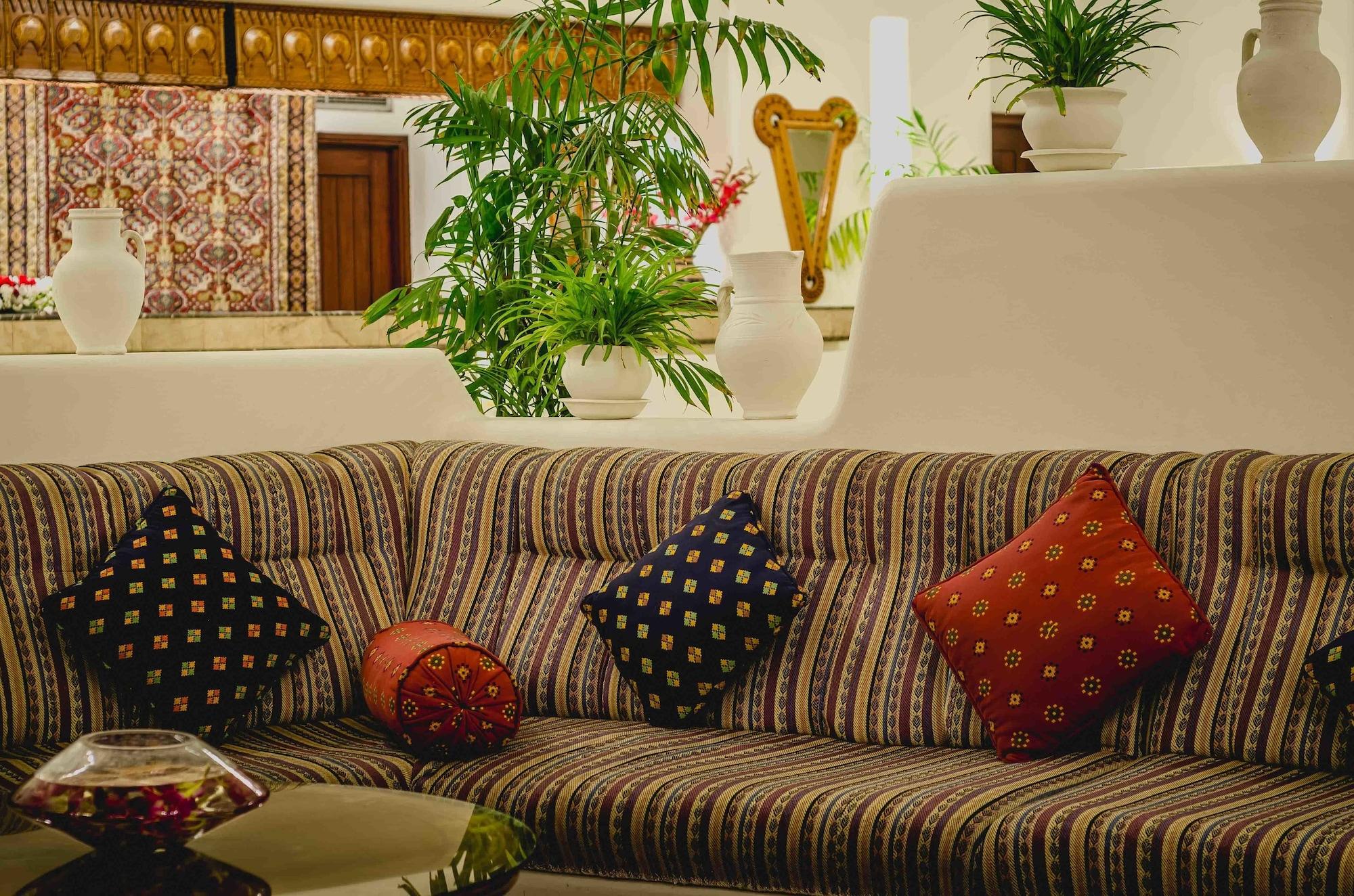 Vista Lobby Quetta Serena Hotel