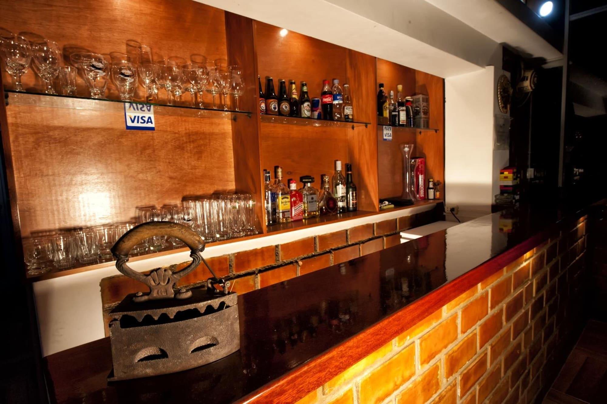 Bar/Salón El Jacal Classic