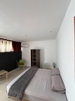 Alojamiento - Cozy 1-bedroom hotel in fabulous أريحا with AC
