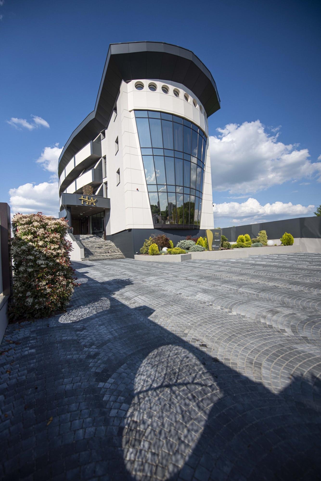 Vista Exterior Hotel Aventus