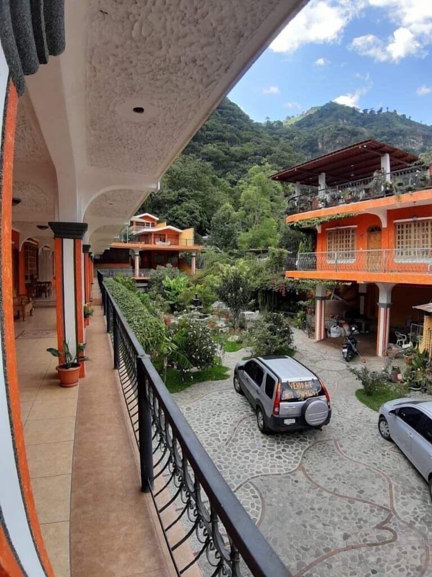 Vista Exterior Posada de Don Jose