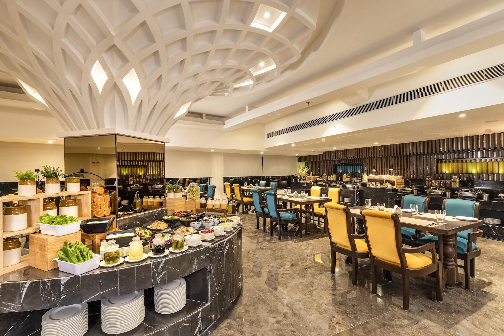 Restaurant Lemon Tree Premier, Rishikesh