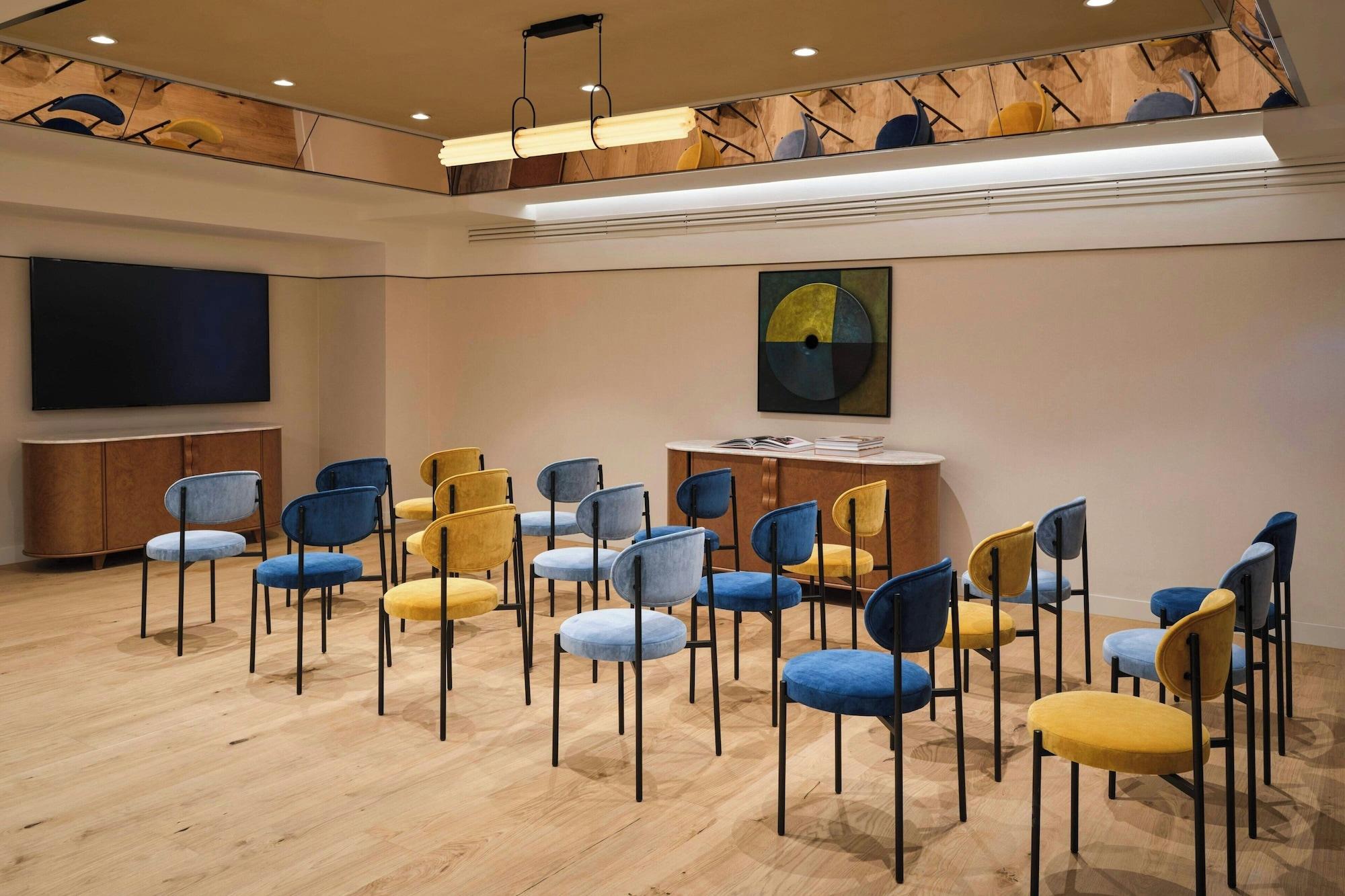 Sala de Reuniones W Florence