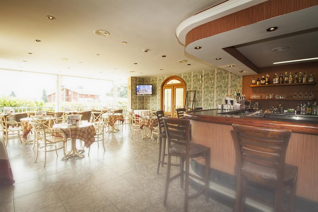 Bar/Salón Villa Covelo