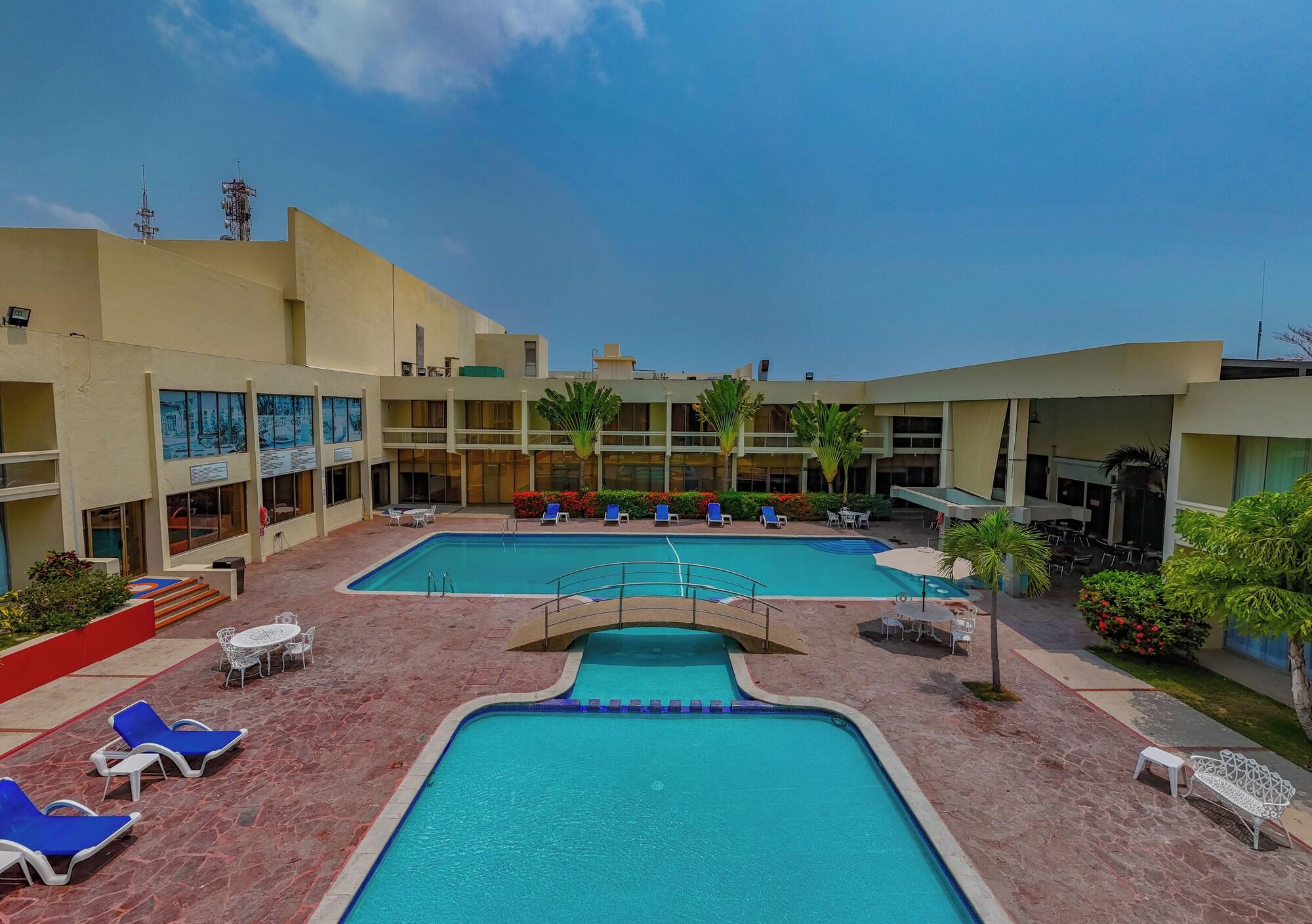 Vista Piscina Hotel Posada de Tampico