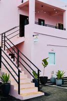 Alojamiento -  Room 10: Cozy Urban Hideaway in Arts District