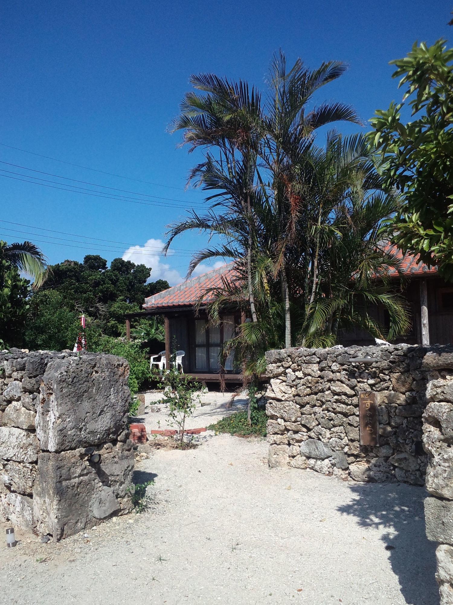 Equipamiento de Habitación Sukabura Inn