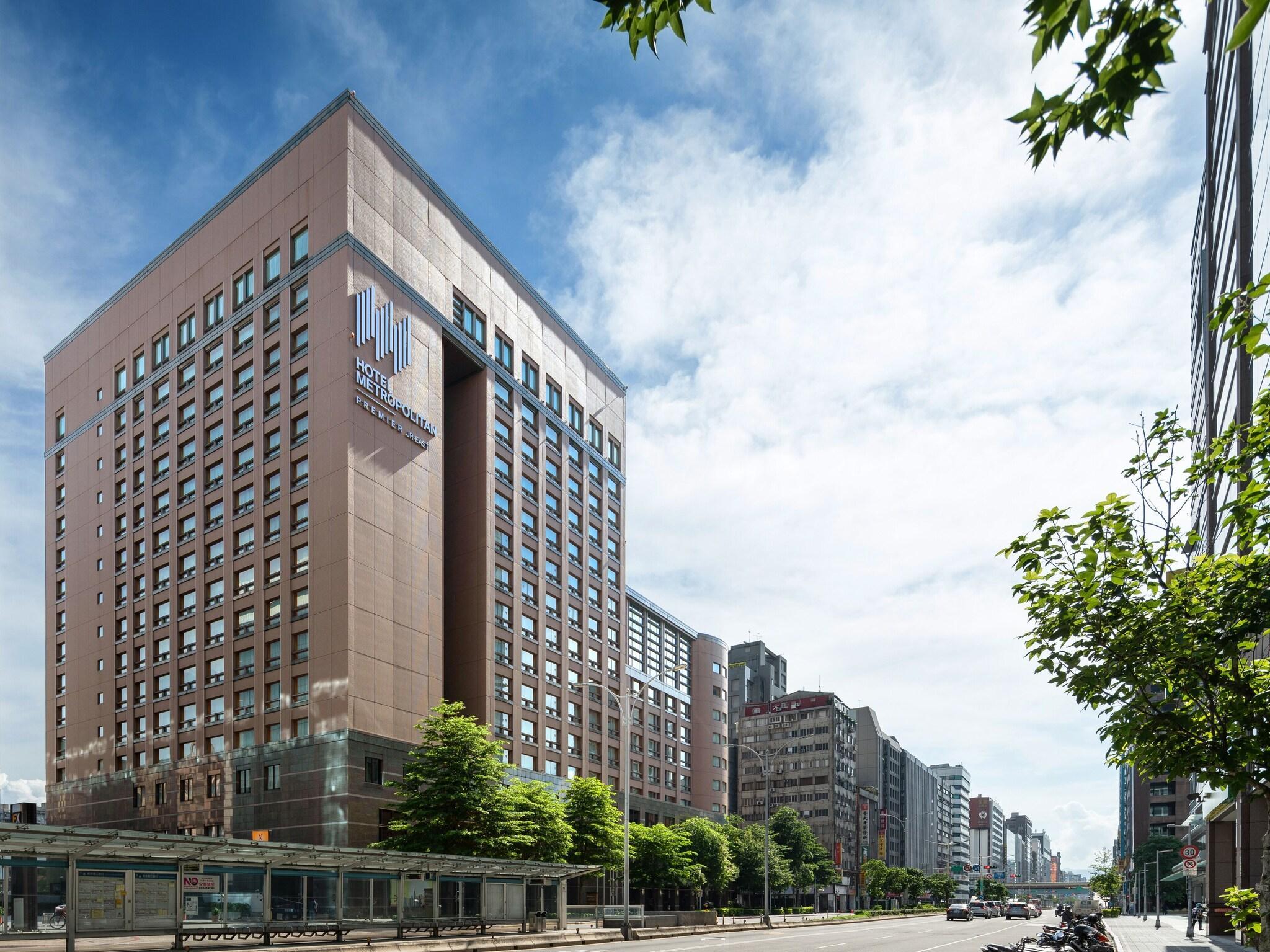 Vista Exterior Hotel Metropolitan Premier Taipei