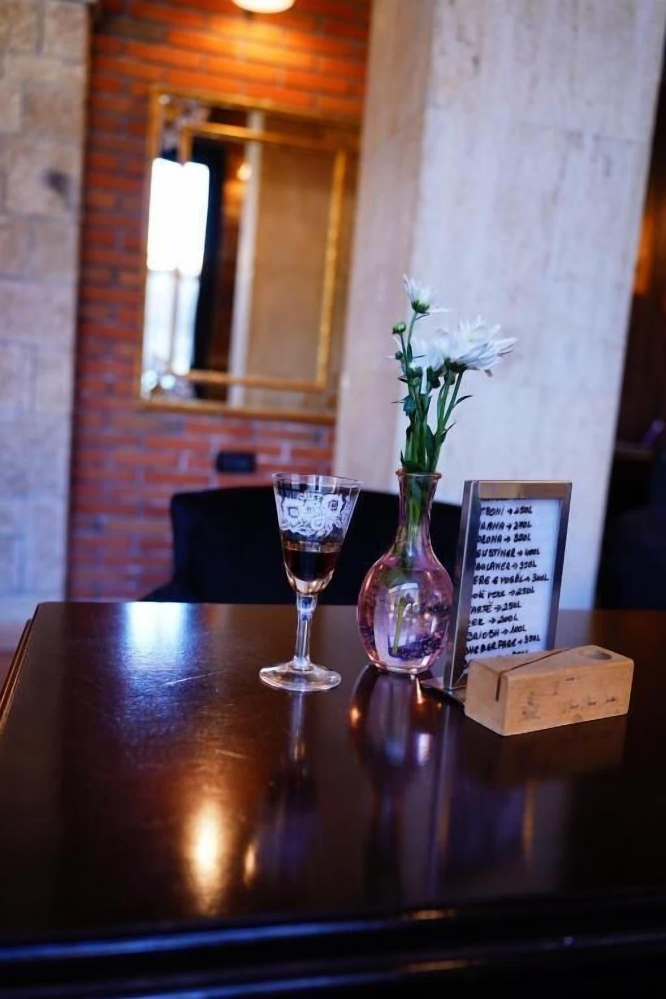 Vista Lobby Vila 15 by Nam Nam