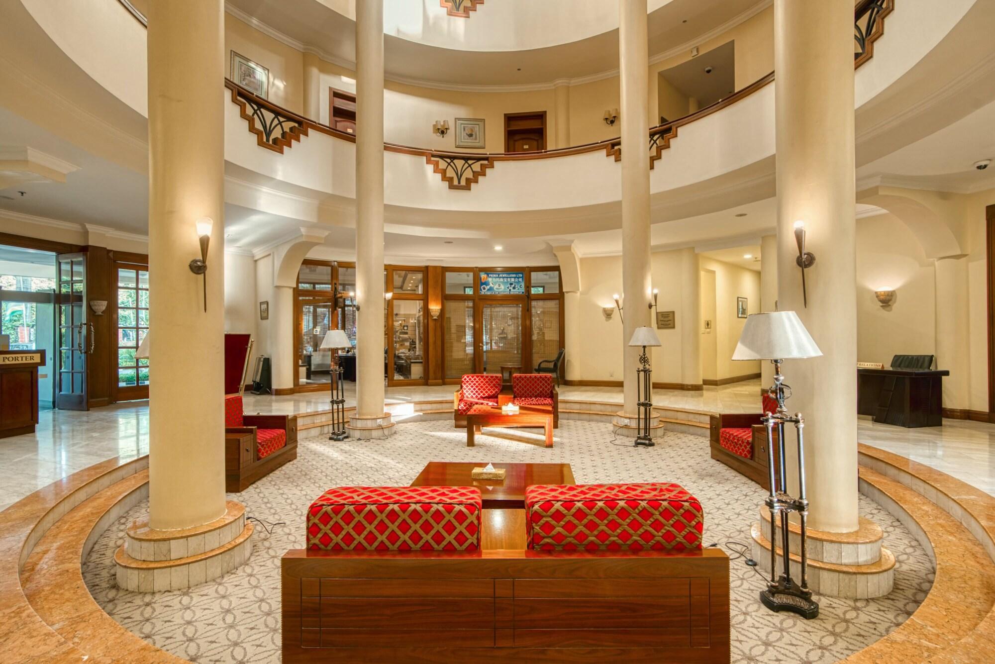 Vista Lobby Kibo Palace Hotel Arusha