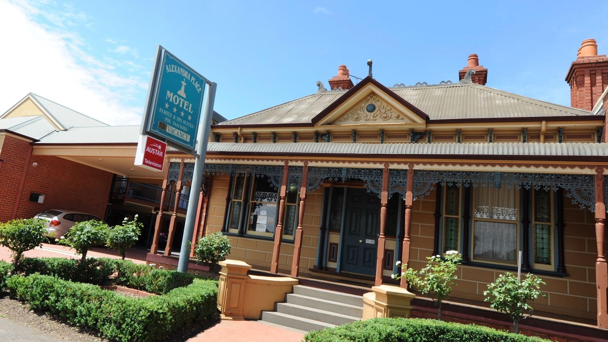 Vista Exterior Alexandra Place