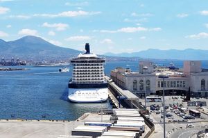 Alojamiento - Maschio Angioino Suite