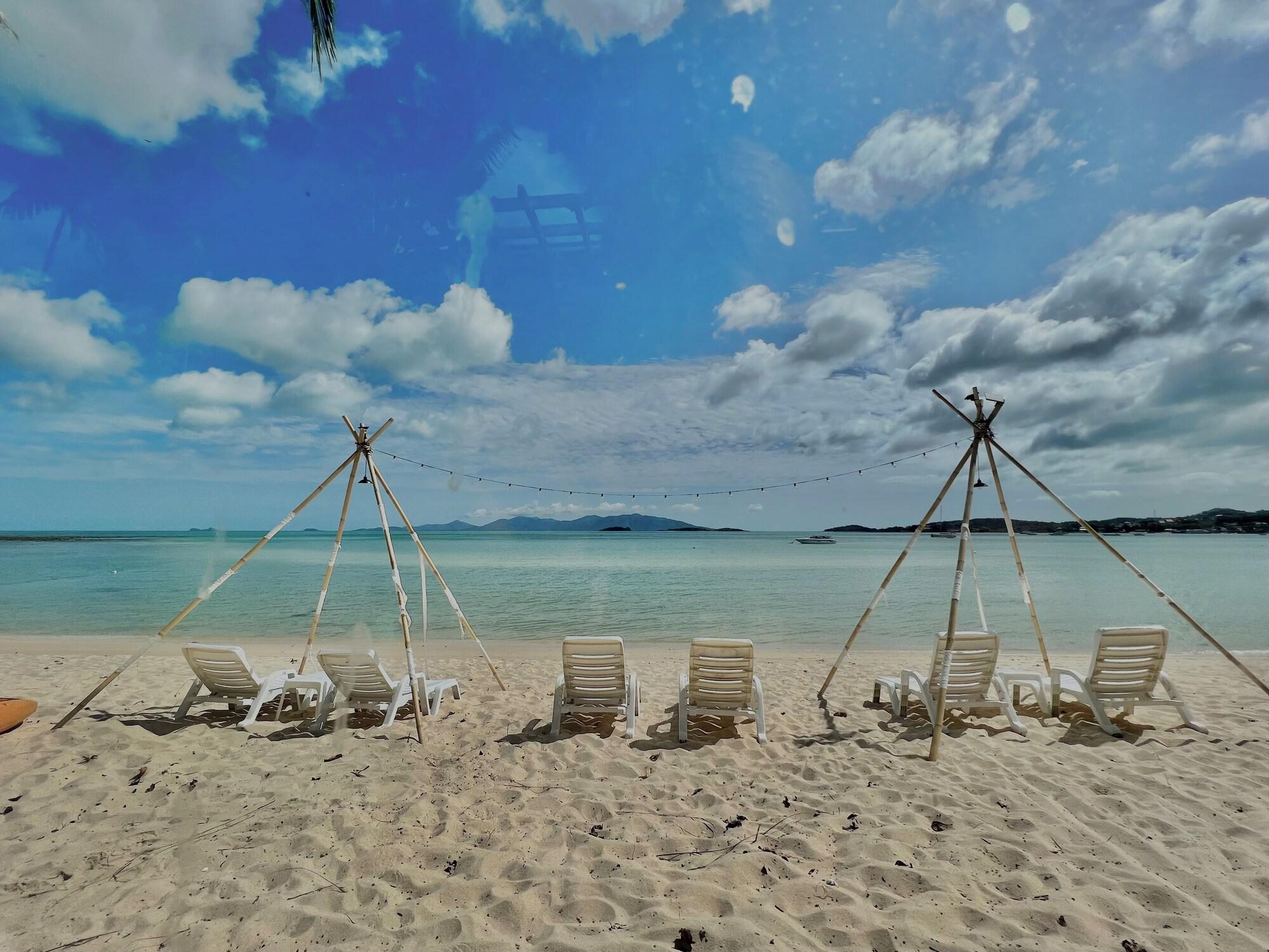 Vista Exterior The Shore Samui