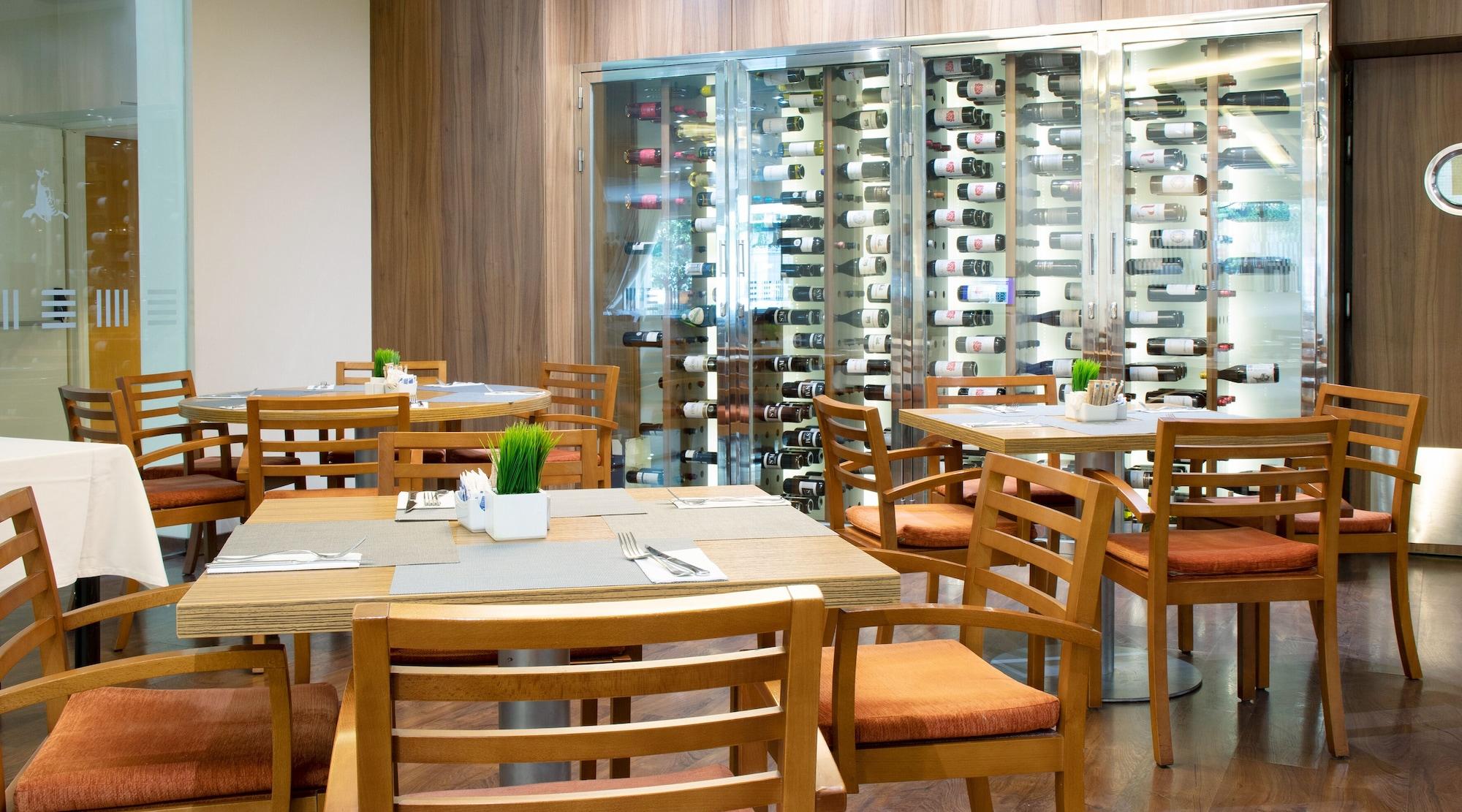 Restaurant Hotel Port Feria Valencia