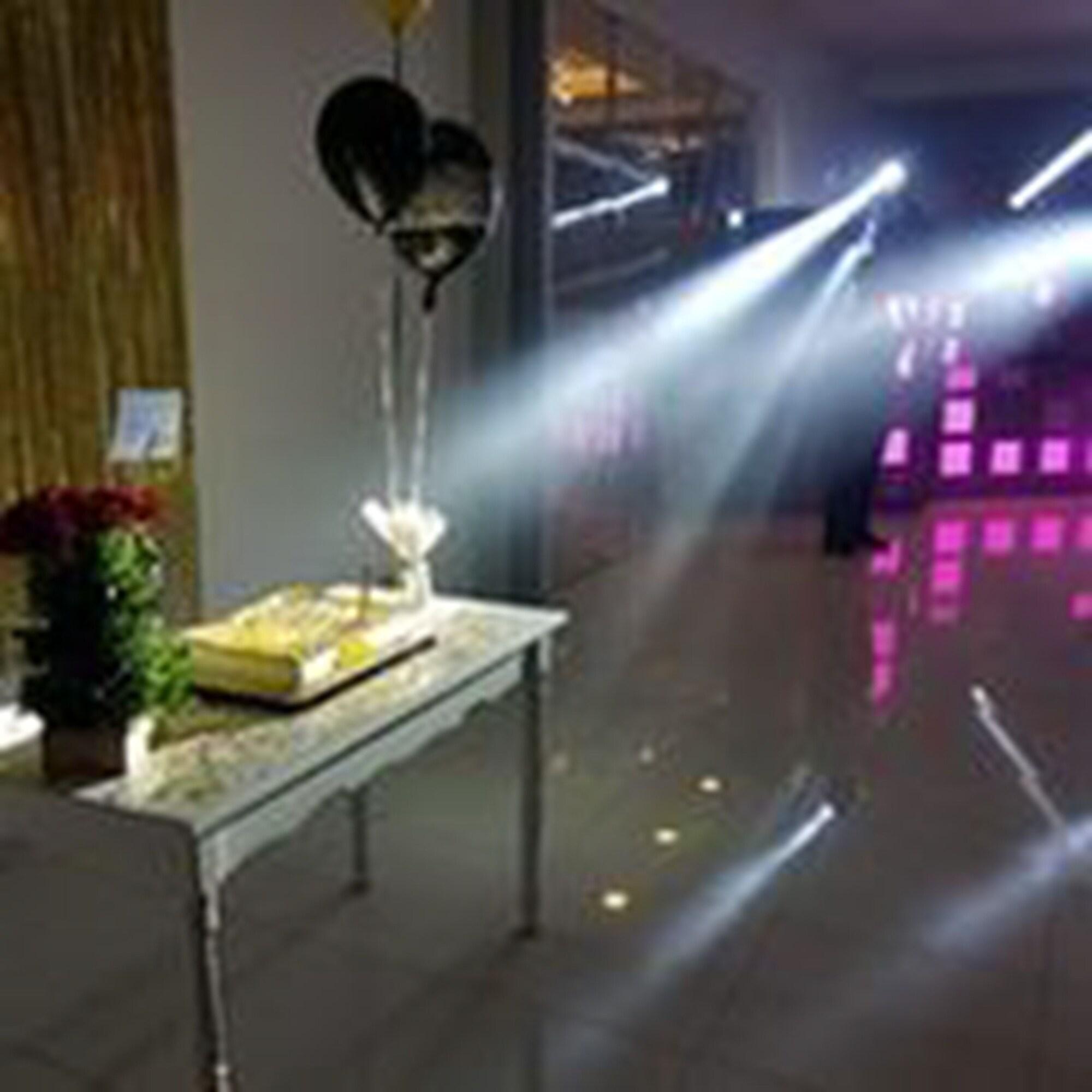 Set de Habitación Mr Hotel