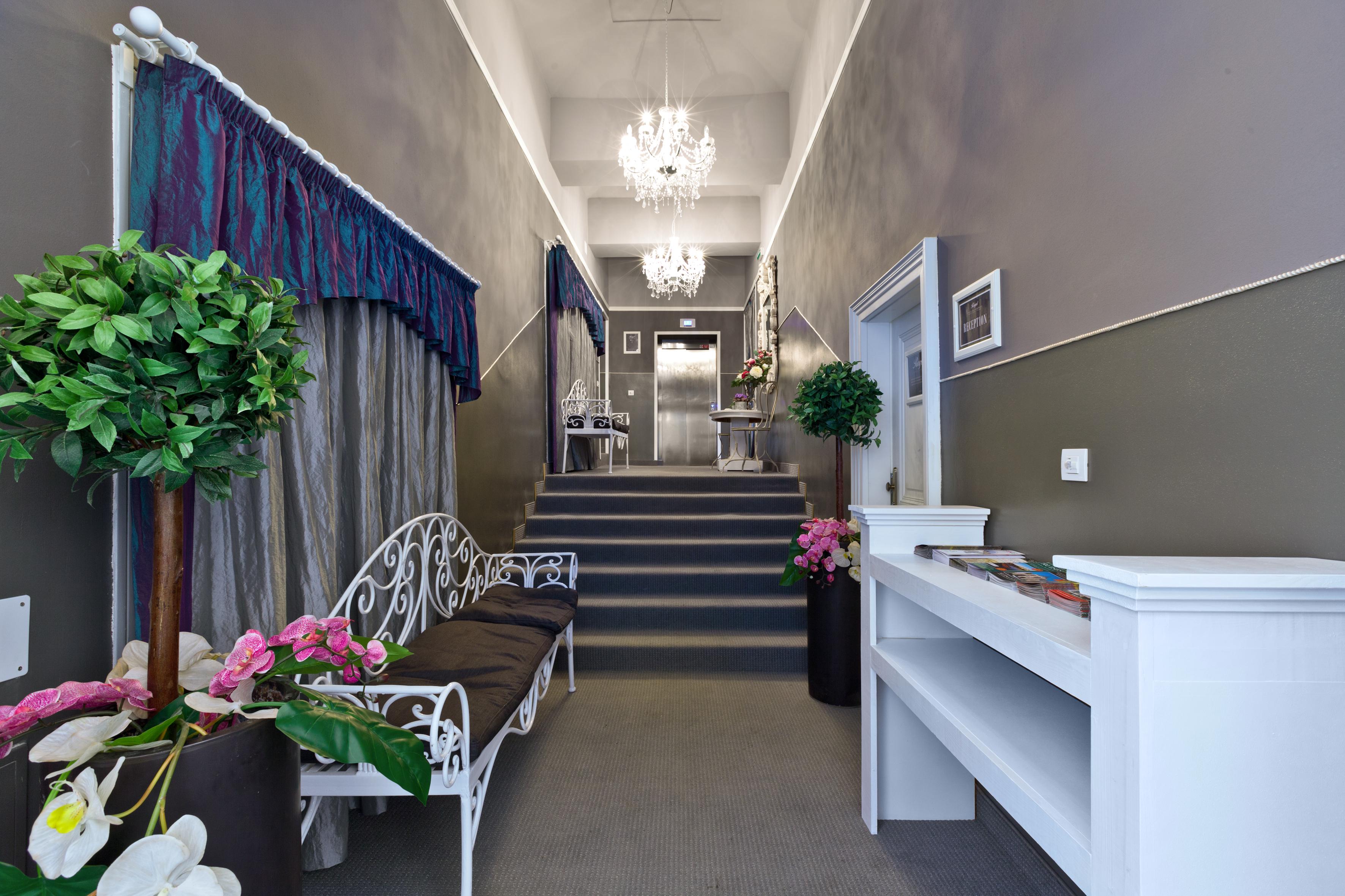 Varios Royal Prague City Apartments