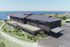 Alojamiento - Sado Resort Hotel Azuma