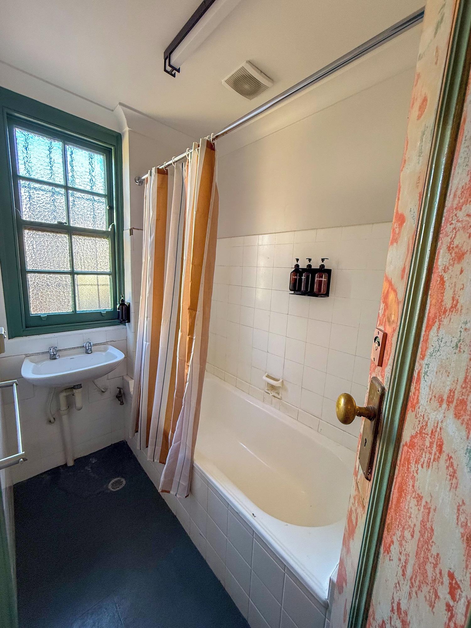 Equipamiento de Habitación Courthouse Hotel