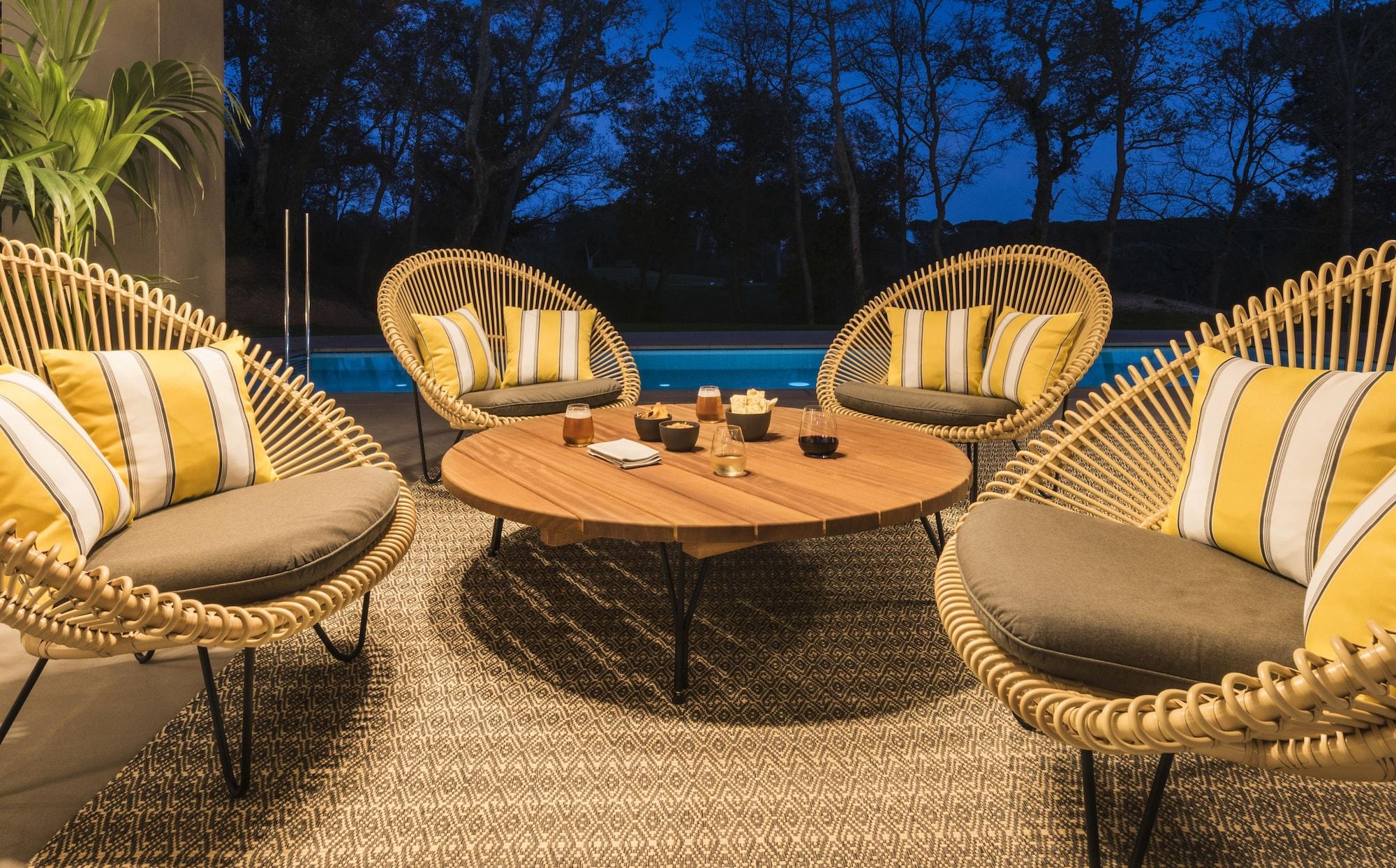 Bar/Salón Hotel Lavida at Camiral, a Quinta do Lago Resort