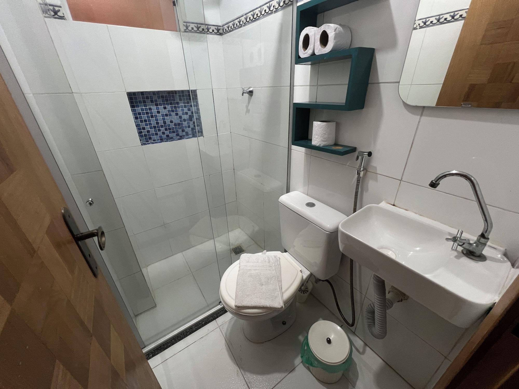 Equipamiento de Habitación 105 AP 2 Qtos Prático e Funcional