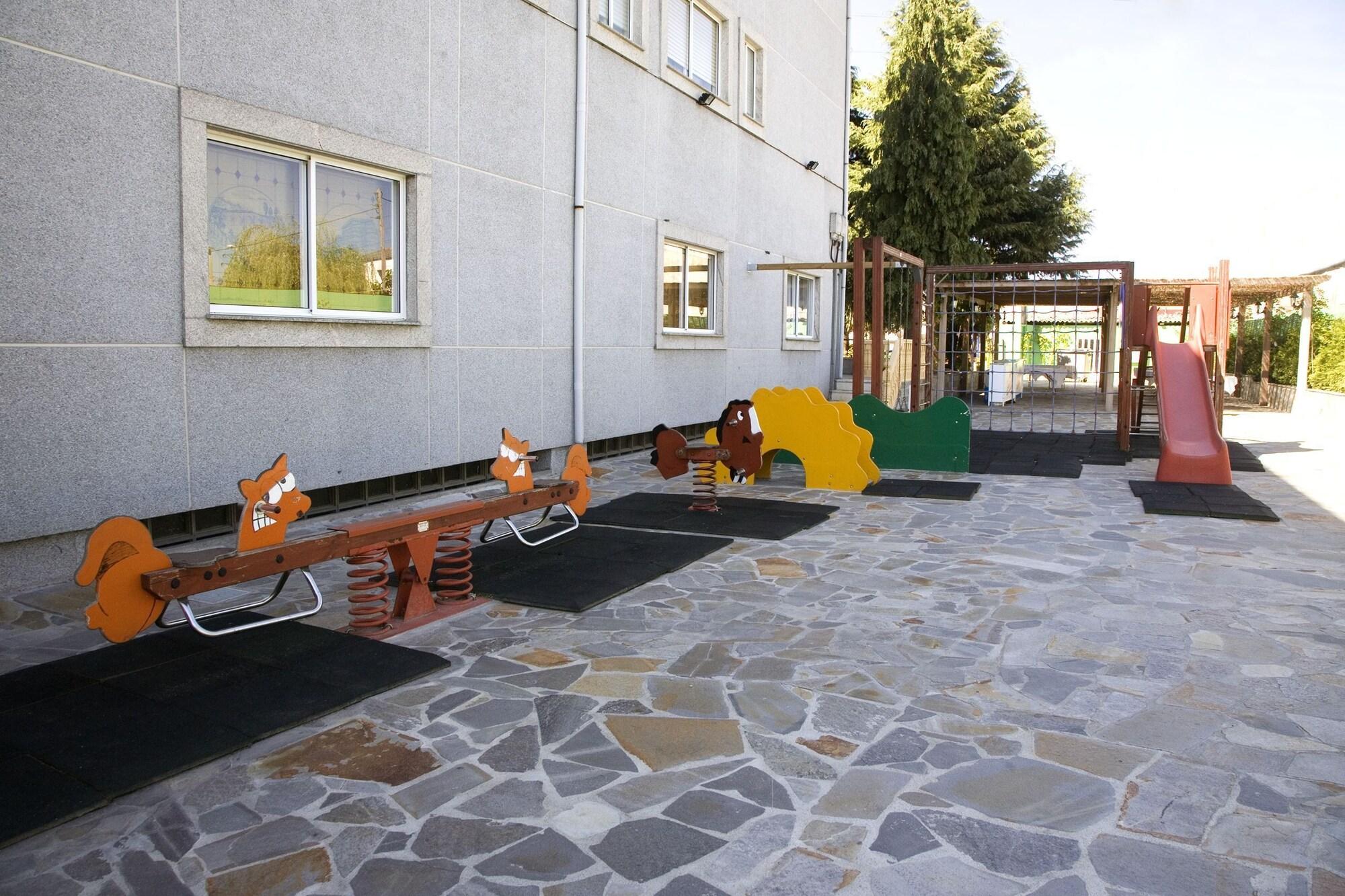 Vista Exterior Los Olmos