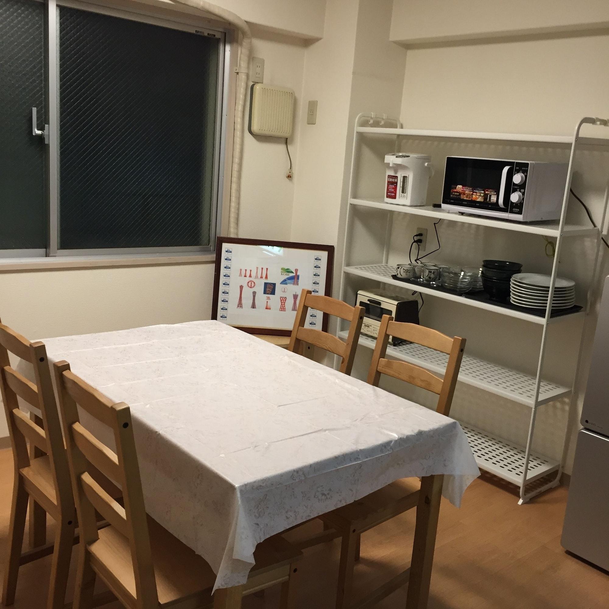 Equipamiento de Habitación T&K Hostel Kobe Sannomiya East