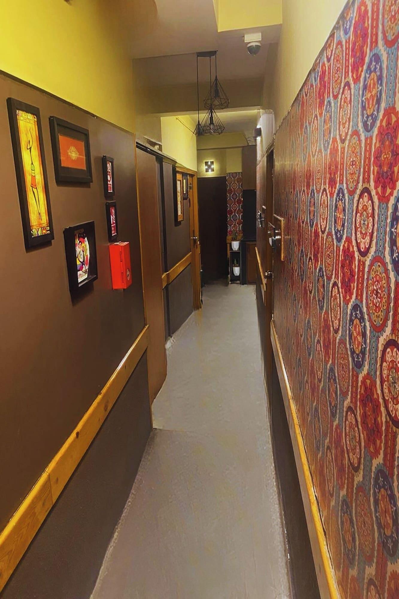 Varios The Kei Inn & Suites Hotel near Salt Lake