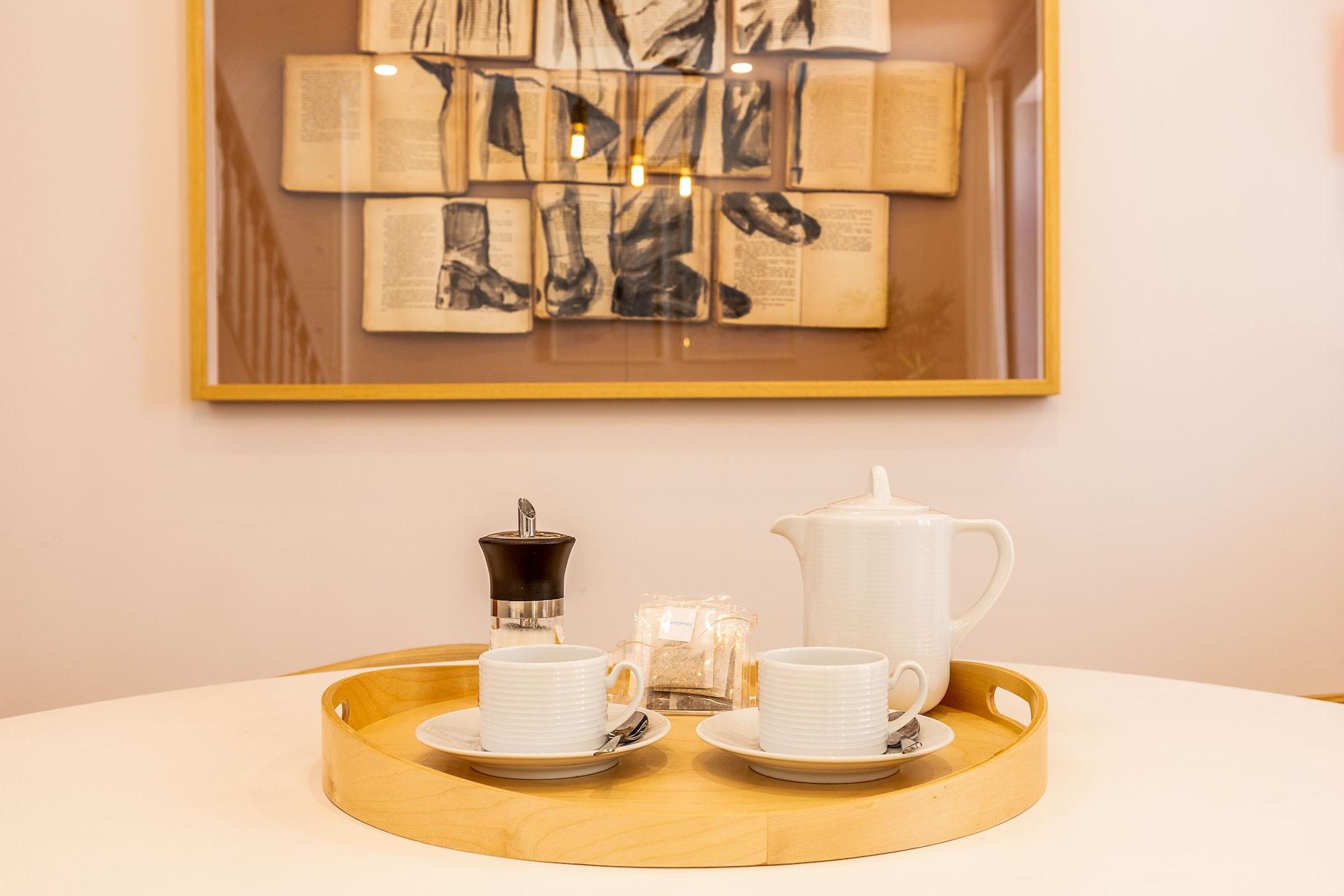 Bar/Salón YOUROPO - Cosy