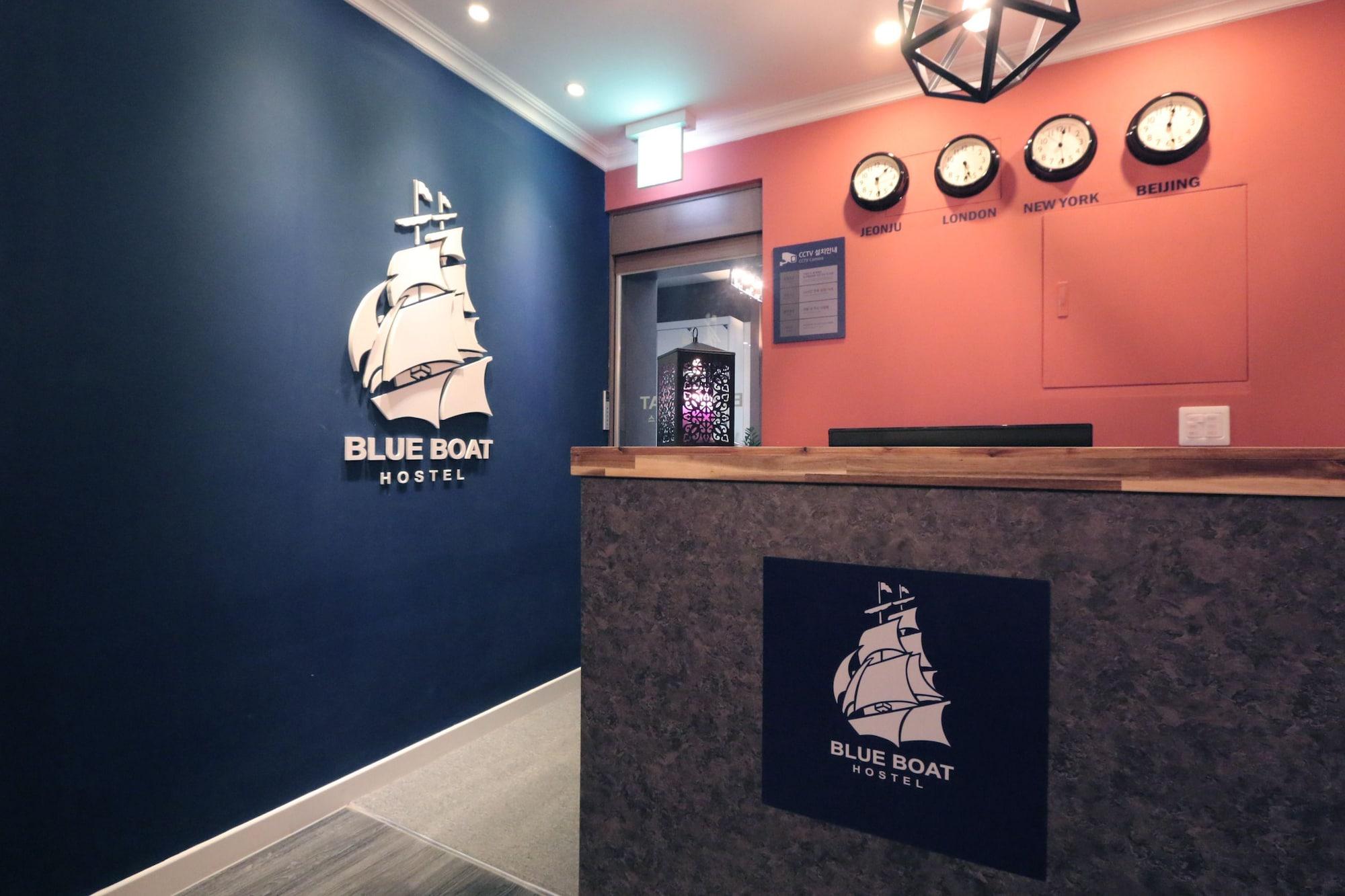 Vista Lobby Blueboat Hostel Jeonju
