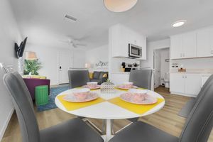 Alquiler Vacacional - Drew 251 Mesa