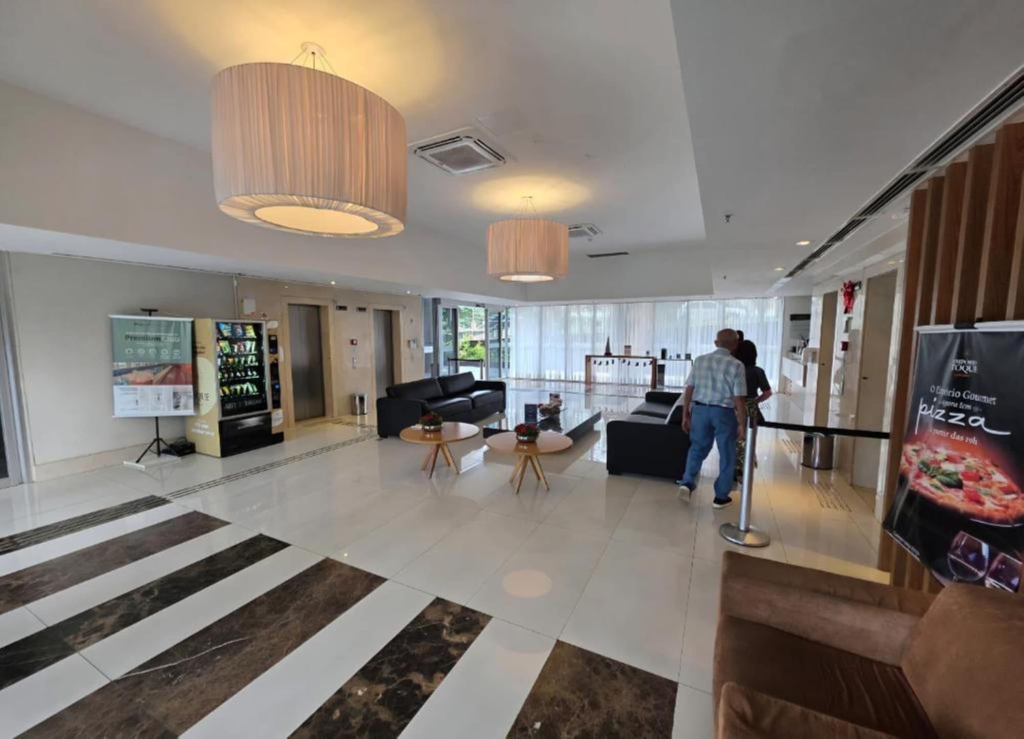 Vista Lobby Flat com vista linda no Hotel Vision