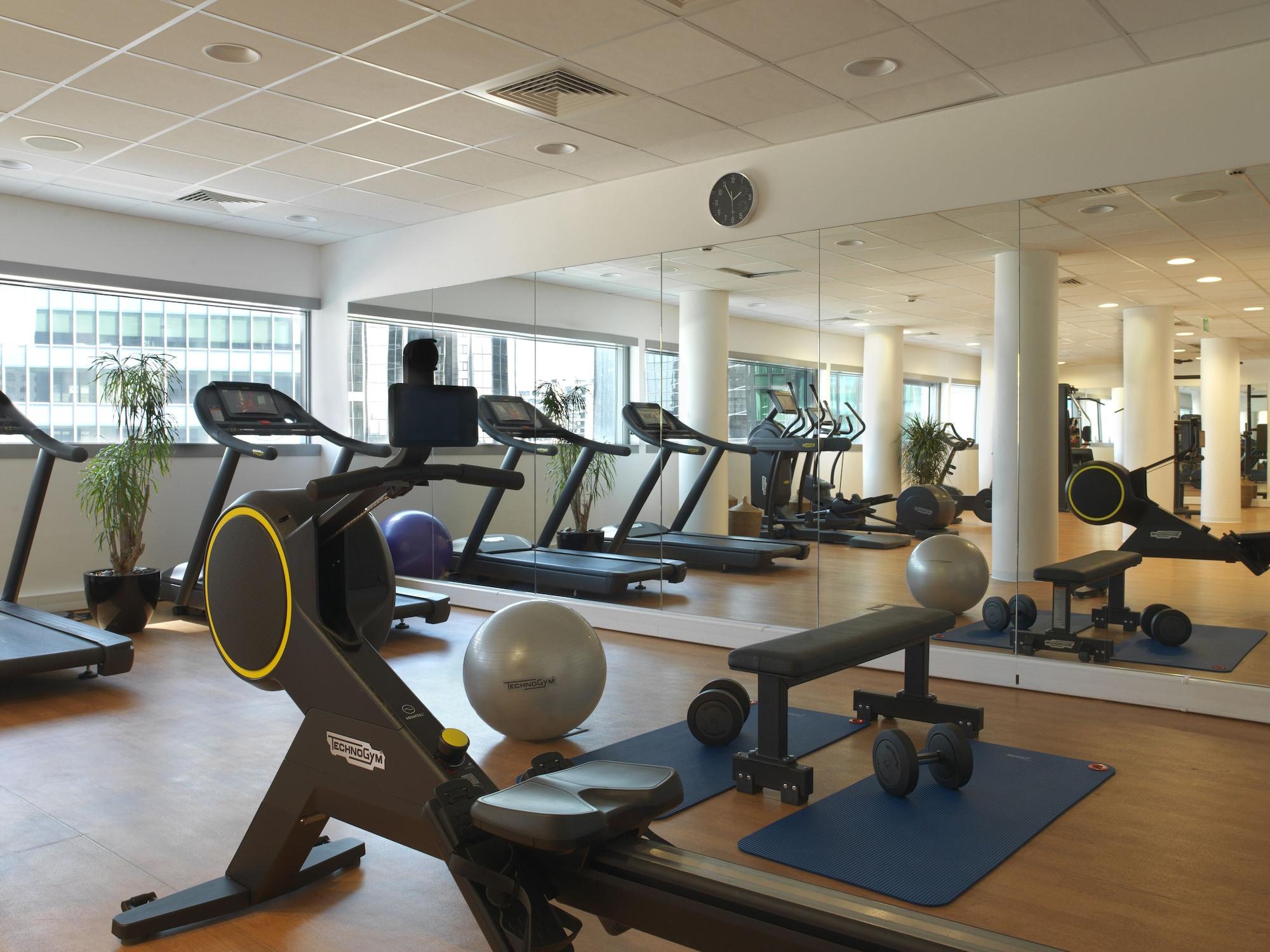 Gimnasio Melia Paris La Defense