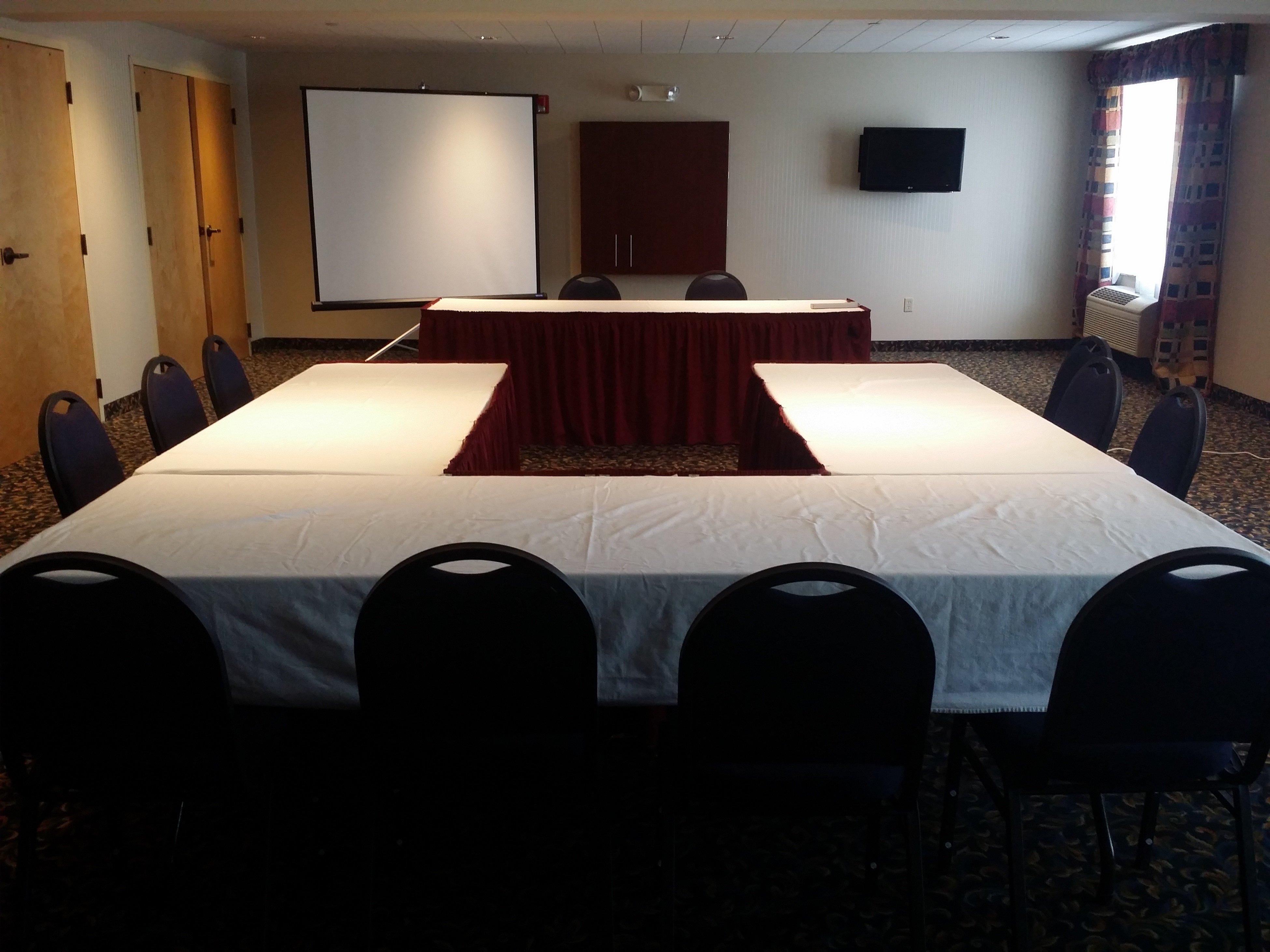 Centro de Negocios Holiday Inn Express & Suites Richland