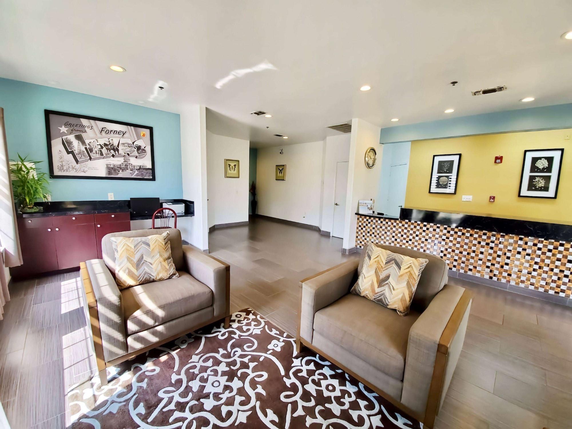 Vista Lobby Super 8 by Wyndham Forney/East Dallas