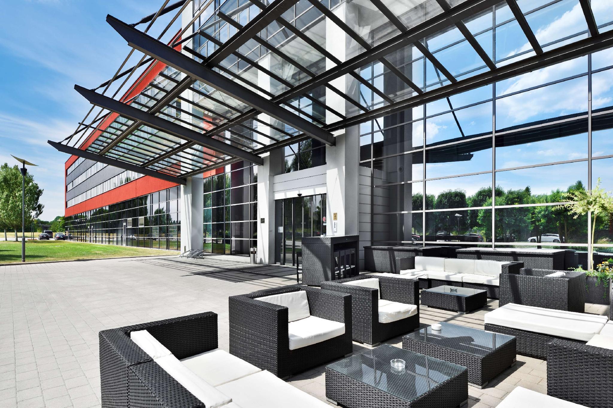 Restaurant NOVINA HOTEL Herzogenaurach Herzo Base