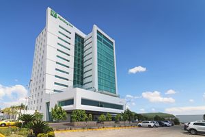 Alojamiento - Holiday Inn Queretaro Zona Krystal by IHG