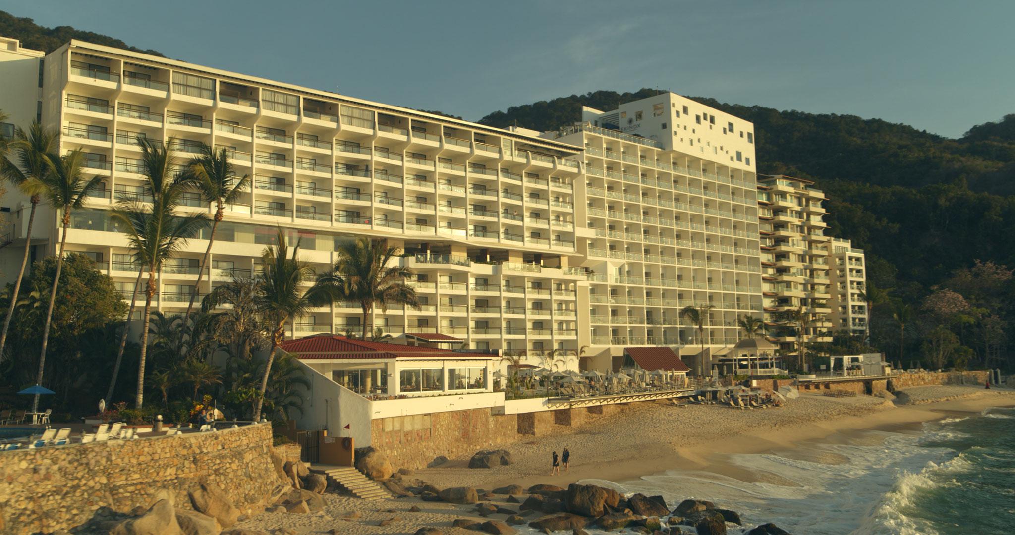 Vista Exterior Grand Park Royal Puerto Vallarta