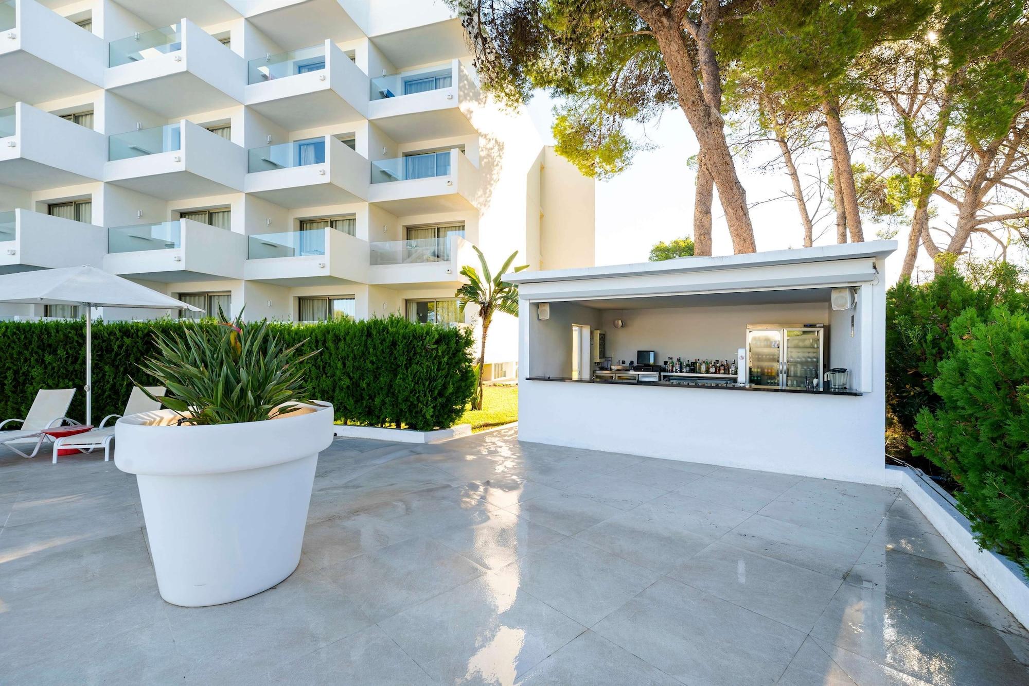 Vista Exterior Hotel THB Naeco Ibiza - Adults Only