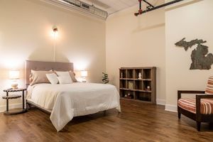 Renta temporal - Historic Downtown Owosso Loft